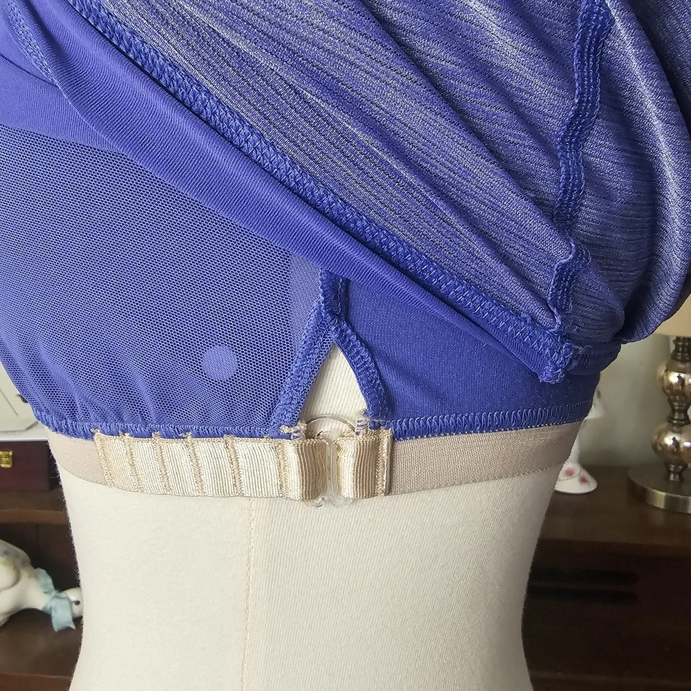 Lululemon Run: Your Heart Out Tank - Picture 14 of 16